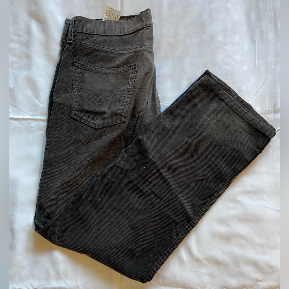 Levi Straight Pants